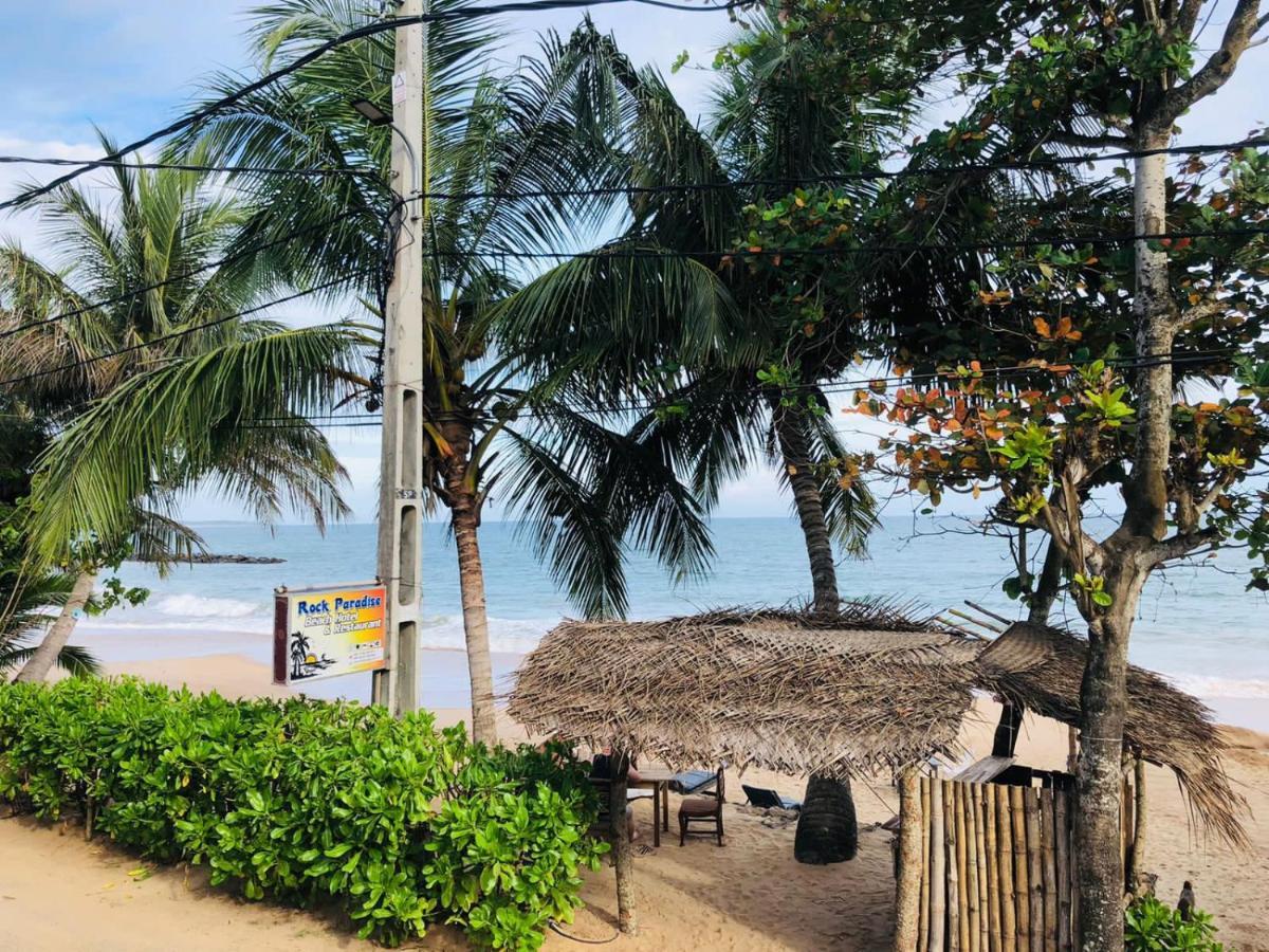 Rock Paradise Beach Hotel & Restaurent แทนกาลเล ภายนอก รูปภาพ